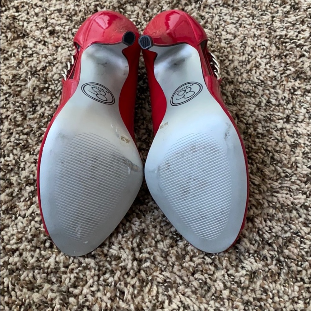 Red Jessica Simpson Heels - Picture 5 of 6